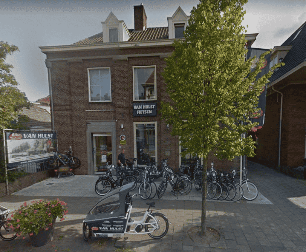 In de winkel bij: Bike Totaal Van Hulst - Huka dealer in o.a. Oegstgeest