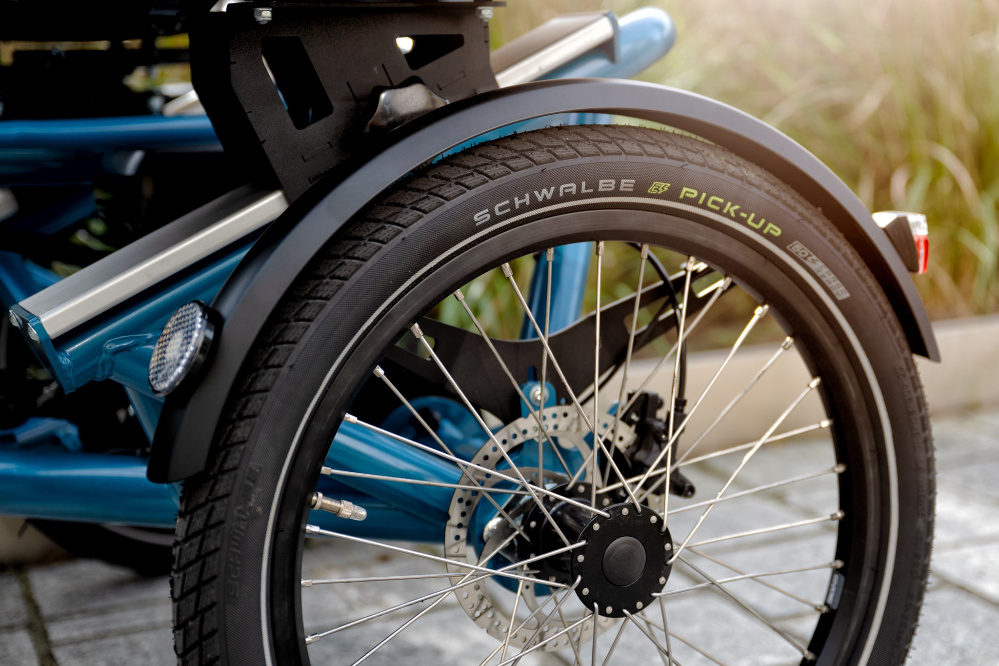 Achterwielspie(as) demonteren